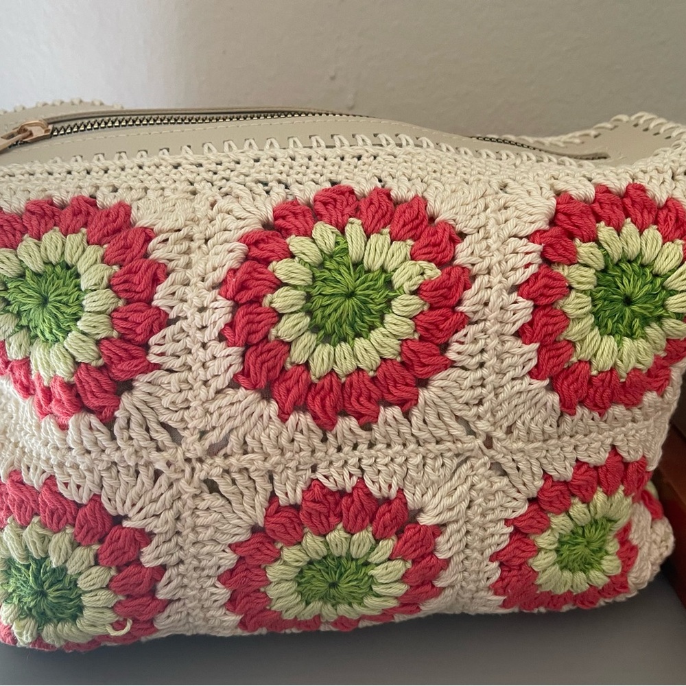 Floral Crochet Cosmetic Bag in Red and Green